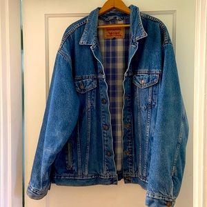 Vintage Levi Strauss denim jacket lined in flannel blue plaid Sz XL